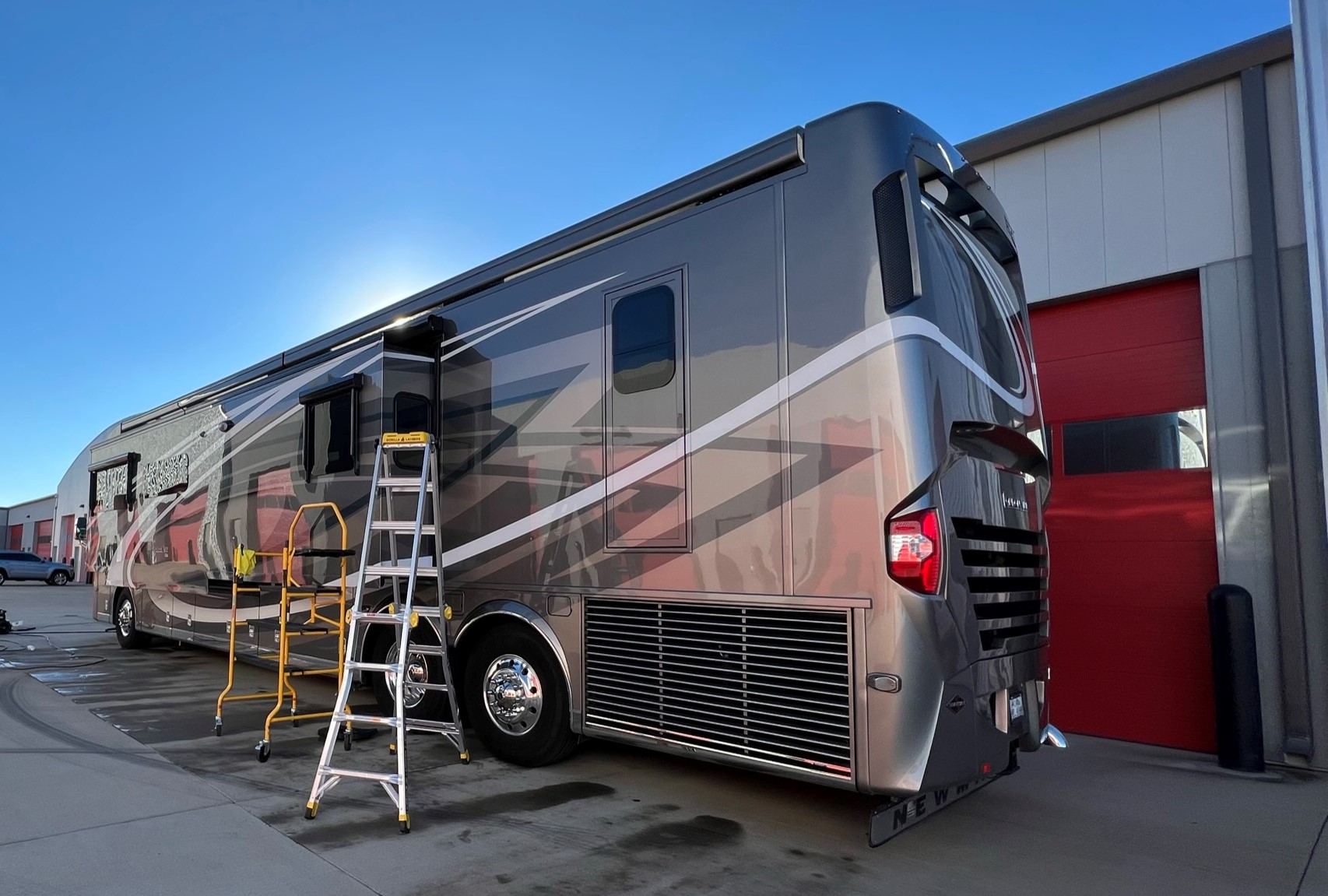 Professional RV Wash and Wax Detailing