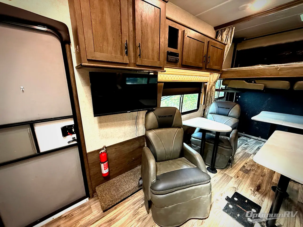 RV interior photo 1
